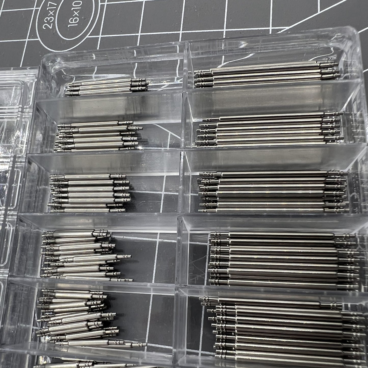 Double flange stainless steel watch spring bars set, 18 sizes, 360 pieces for watch repairs and adjustments.