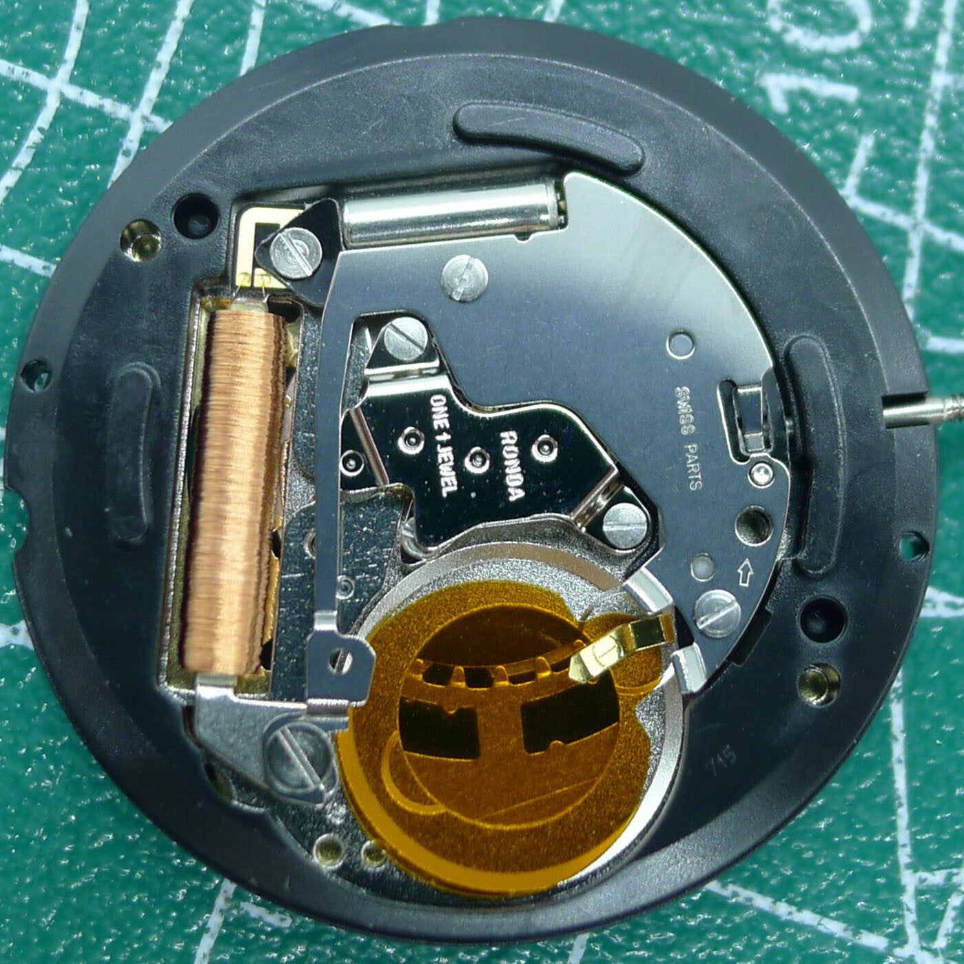 Großhandel Swiss Made Ronda 715 Quarzwerk Uhren Ersatzteile Datum bei 3