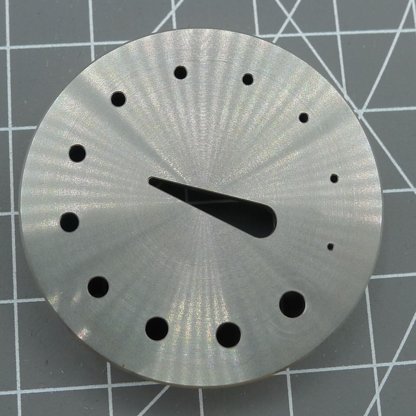 Outil de réglage de maintien en métal pour balancier et spiral Bergeon 30110, fabriqué en Suisse