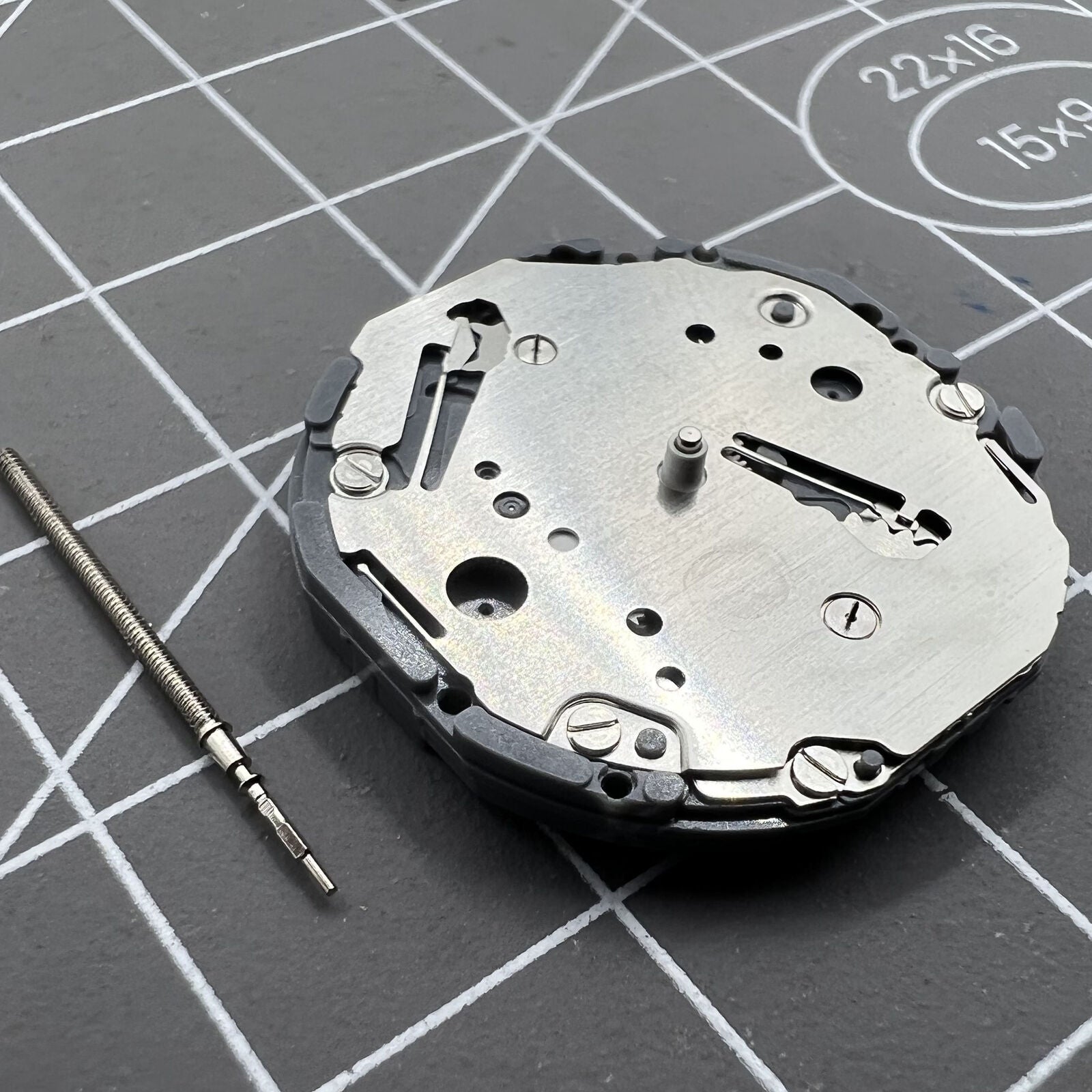 Hattori Epson TMI VD79A quartz watch movement, precision Japan-made mechanism for watch repair.