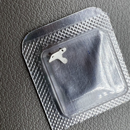 Replacement setting lever for mechanical watch movement calibre RLX 3135-220, compatible with various models.