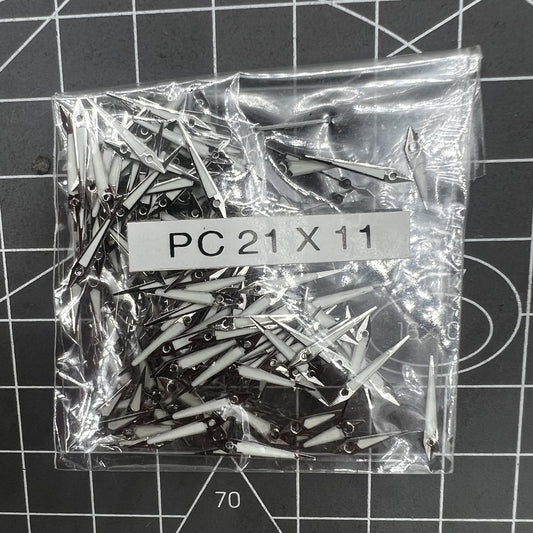 Set of 11mm green luminous watch hands, compatible with Hattori Epson PC21 quartz movements, enhancing visibility.