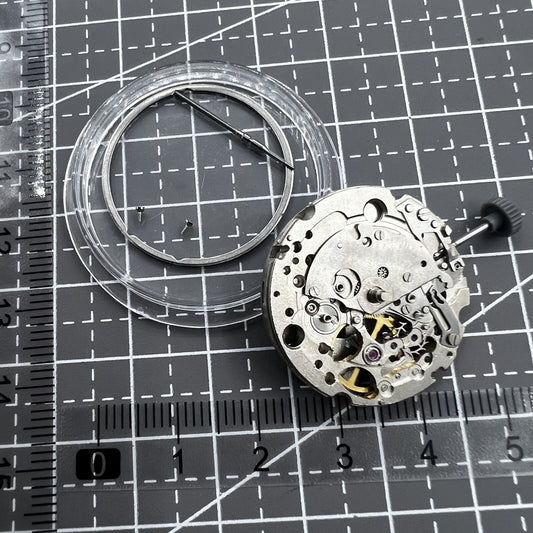 Miyota Citizen 82S5 silver plated automatic watch movement for precision timekeeping