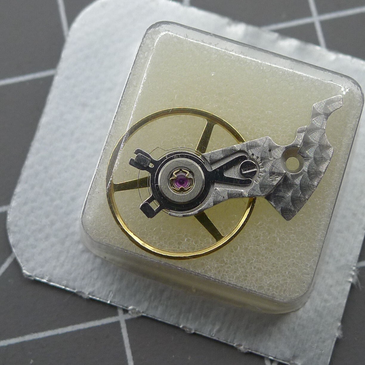 Silver carved balance wheel with splint for ETA 2824 2834 2836 movement, watch repair part.