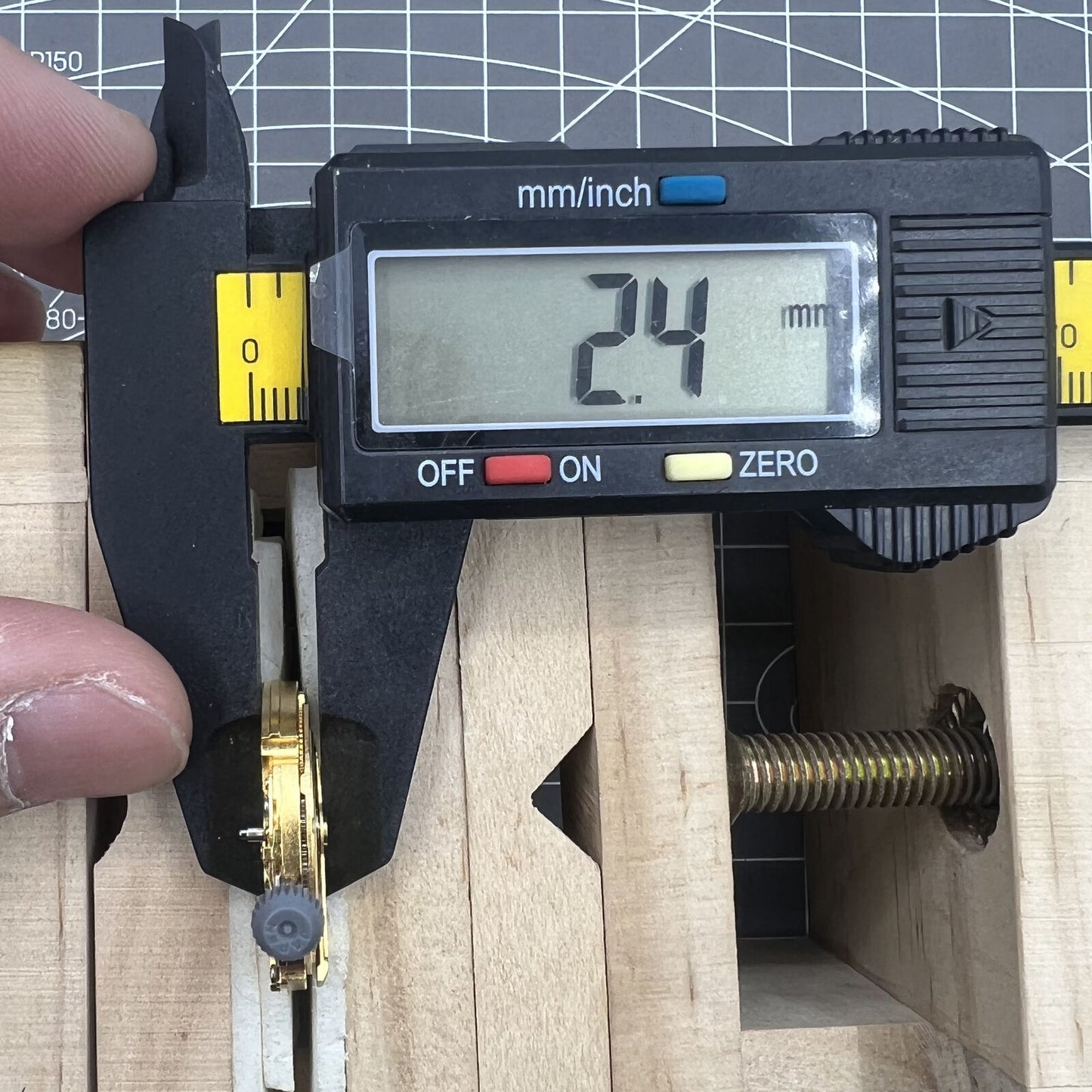 Miyota by Citizen 82S5 golden plated automatic watch movement for precise mechanical timekeeping.