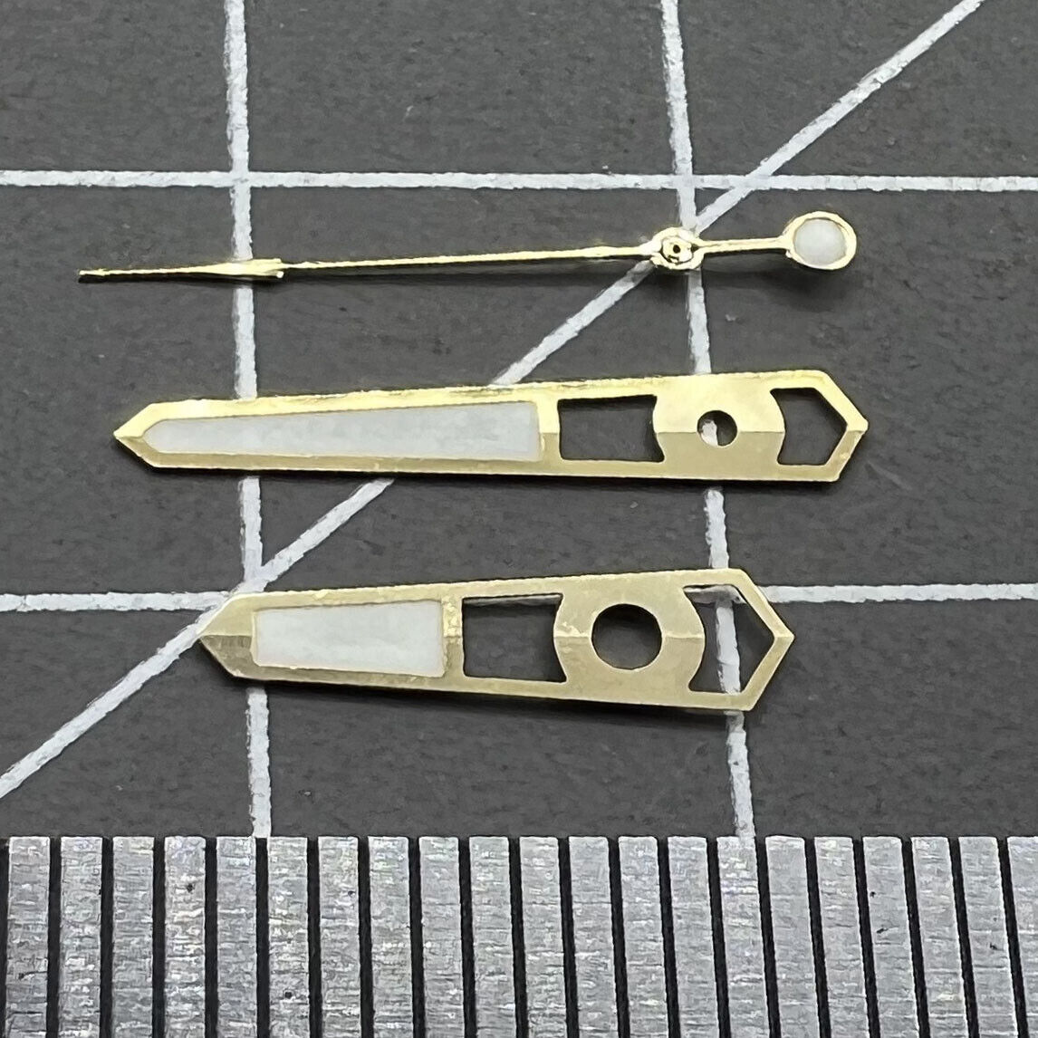 13 mm hohle, goldene Zierleisten, blaue Leuchtzeiger für mechanisches Uhrwerk NH35 NH36