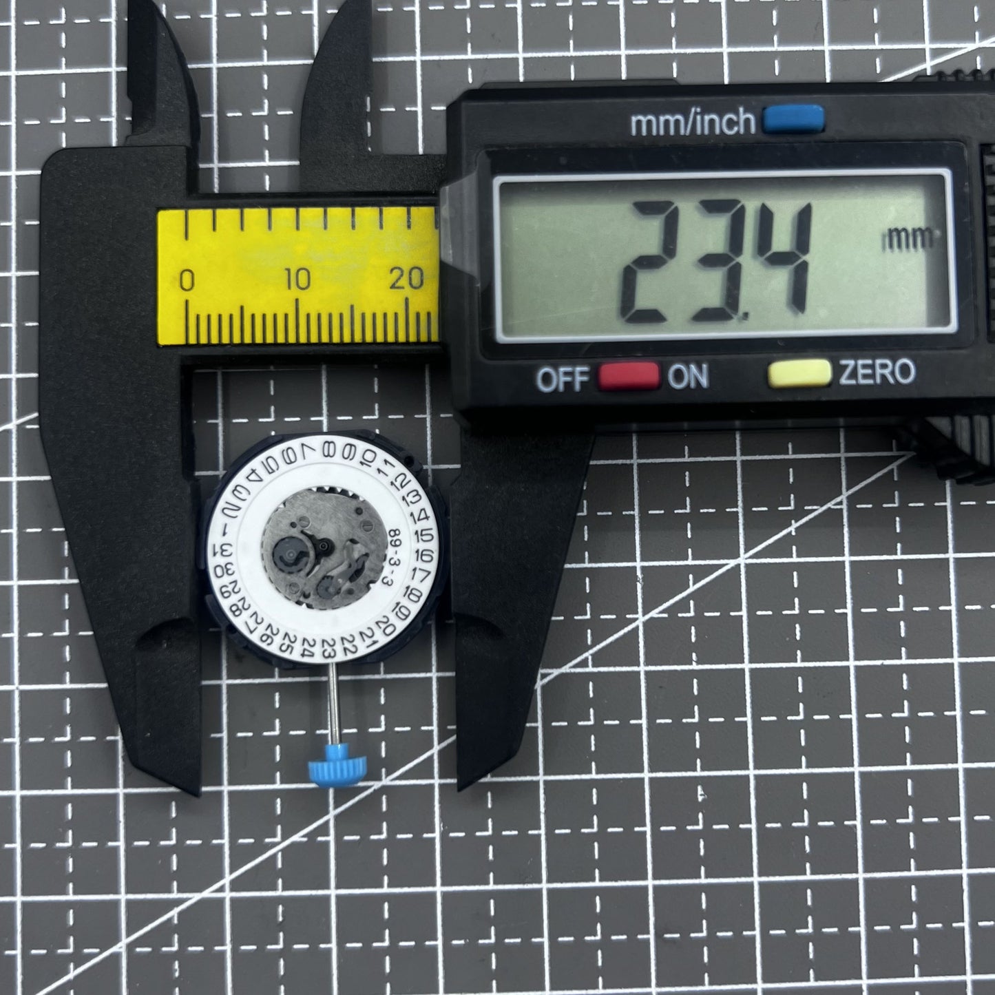 Japan 5F10B Quartz Movement 3 Hands Movement