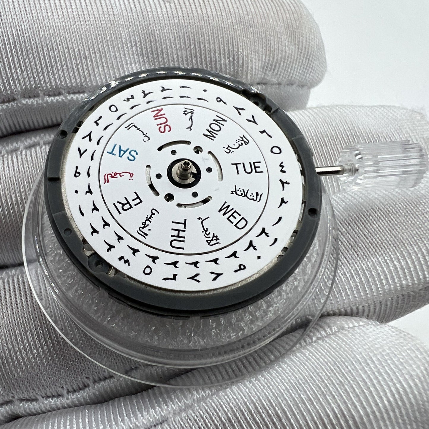 In Japan hergestelltes NH36-Automatikwerk mit arabischem Datum, Zifferblatt mit Krone bei 3,8/3,0