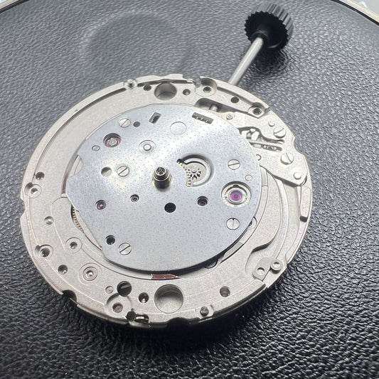Japan-made Miyota 9039 automatic watch movement with 3 hands, no calendar, for precise timekeeping.