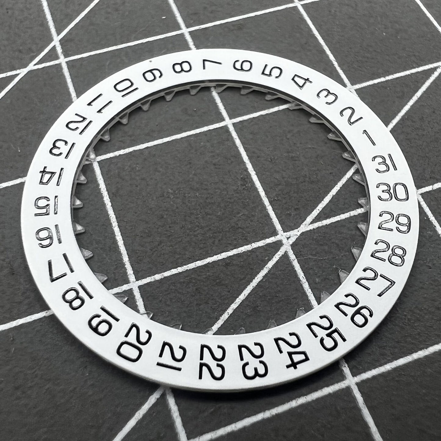 White date disk wheel for ETA C01.211 watch movement, showing date at 3 o'clock position.