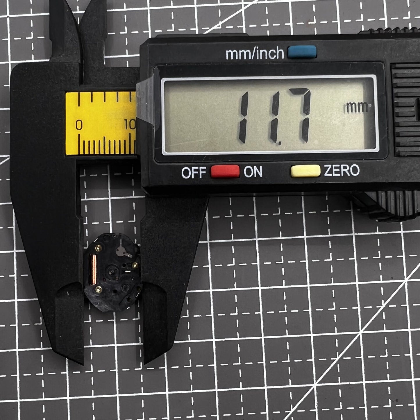 Hattori Epson VS17 VS17A Watch Quartz Movement Solar Power