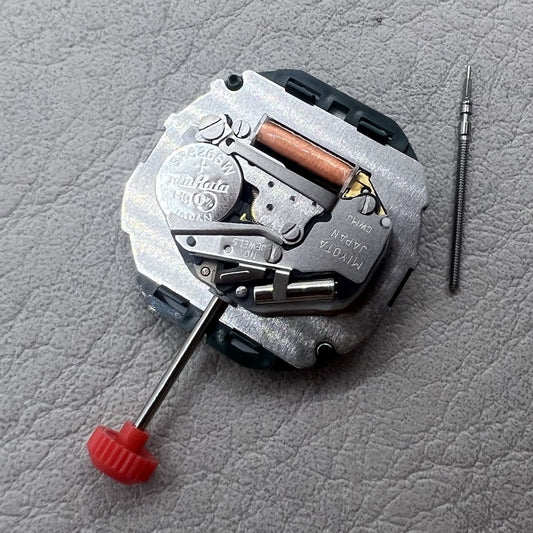 1. Japan Miyota 2115 quartz watch movement with single calendar date at 3 o'clock, precise timekeeping.