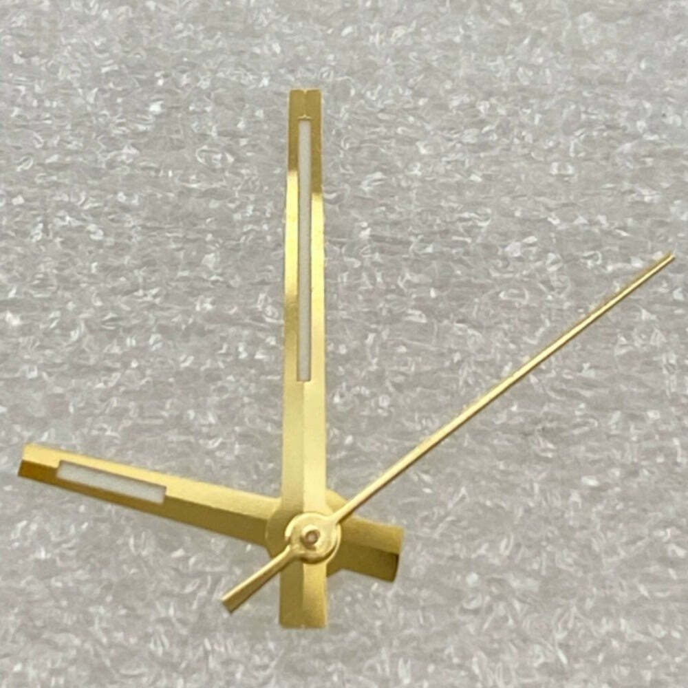 2 Sets/Packung Modifizierte Dayjust-Zeiger mit goldenem Rand und blauer Leuchtmasse für NH35 NH36-Uhrwerk