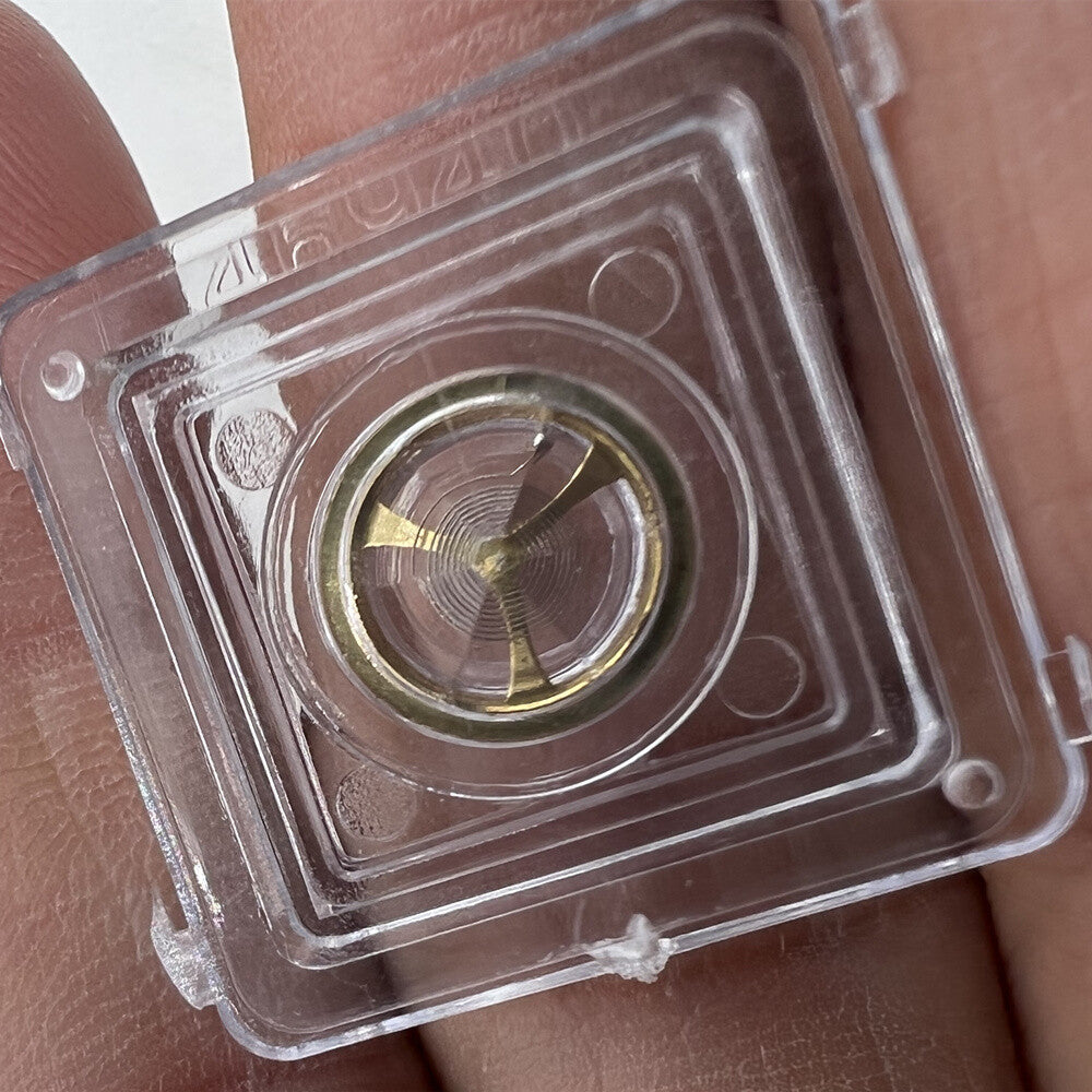 Balancier complet doré avec spiral pour mouvement Orient 46941 46943