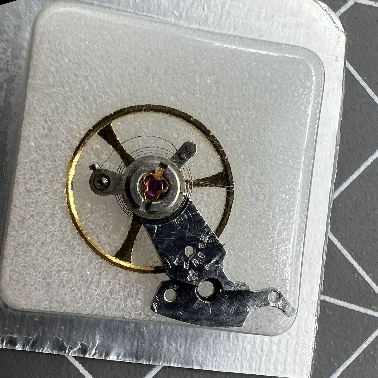 Balance wheel splint for SHANGHAI watch movement models 2824, 2836, 2834 precision replacement part.
