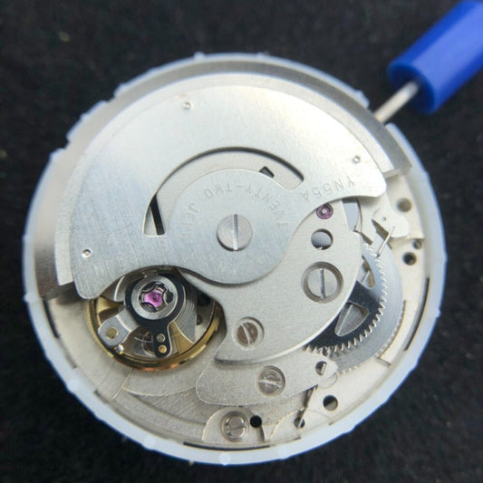 High Quality Japan Epson YN55 mechanical watch movement with single calendar function for precise timekeeping.