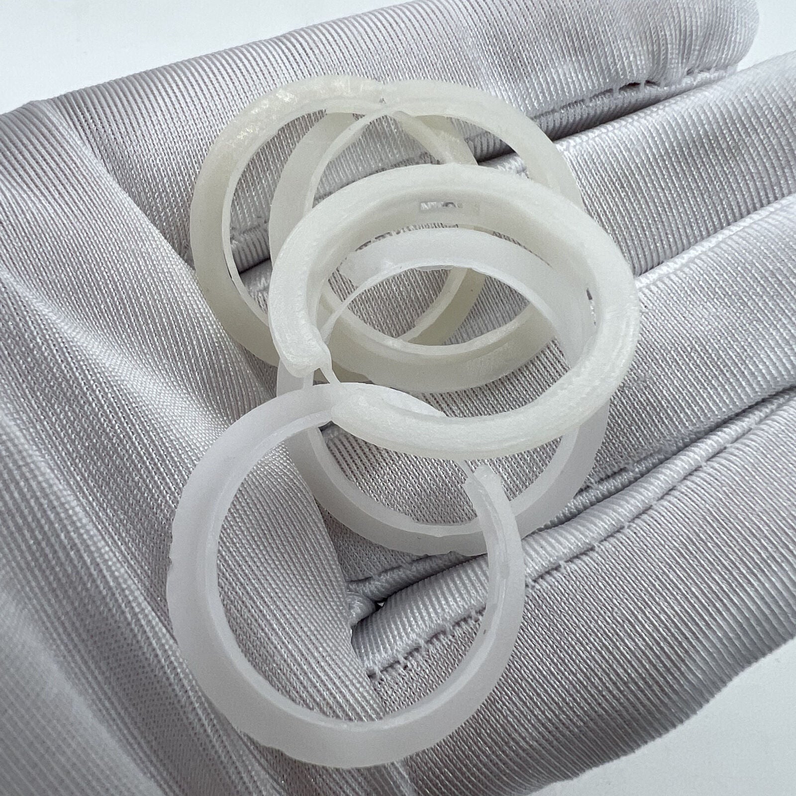 Shopify alt text for product image: