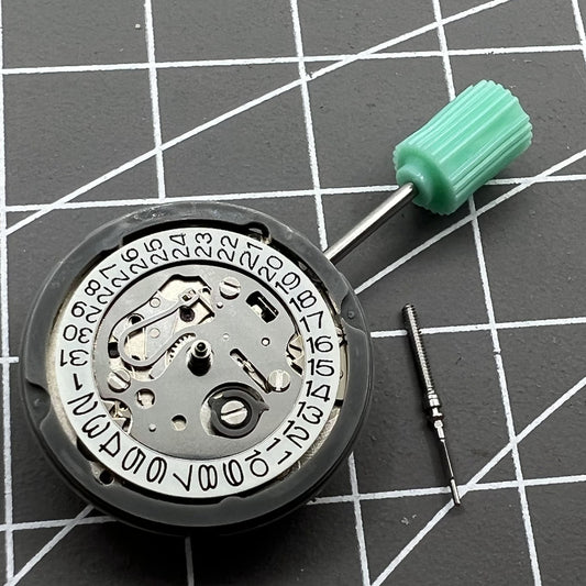 Seiko SII NH05 automatic watch movement with single date display at 3 o'clock, Japan made.