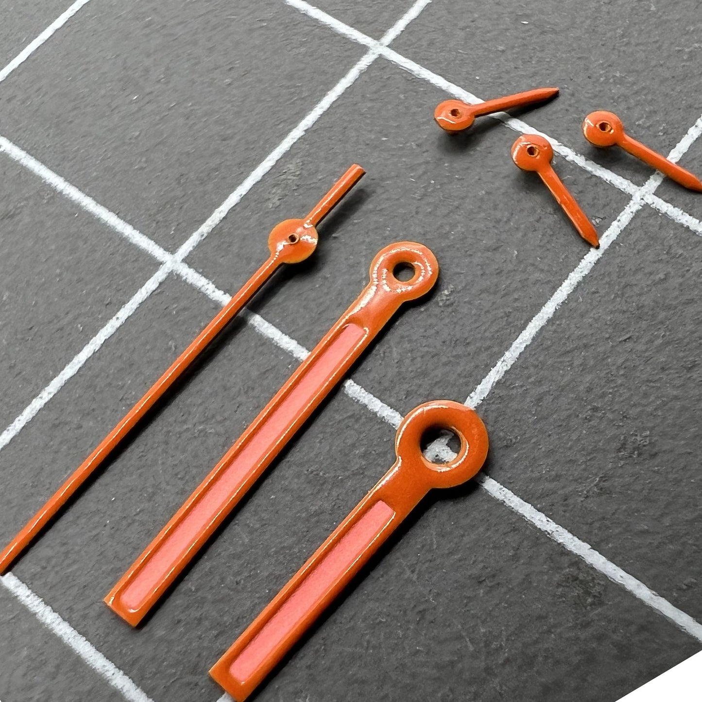 Aiguilles de montre peintes en orange avec garniture orange de 12,5 mm pour mouvement Epson VD53 VD54 VD57