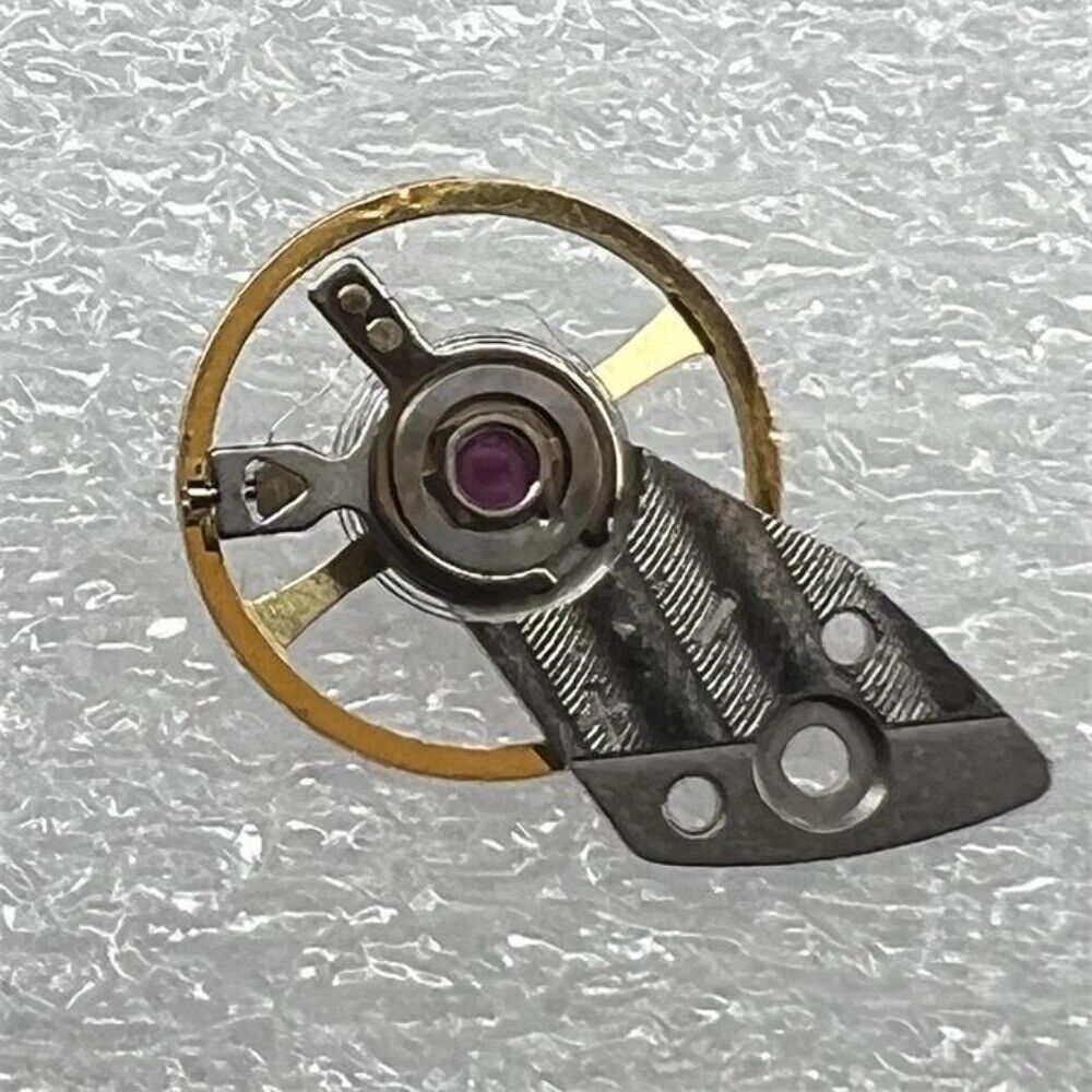 In Japan hergestelltes komplettes silbernes Unruhrad mit Schiene für das Miyota 82S7-Uhrwerk