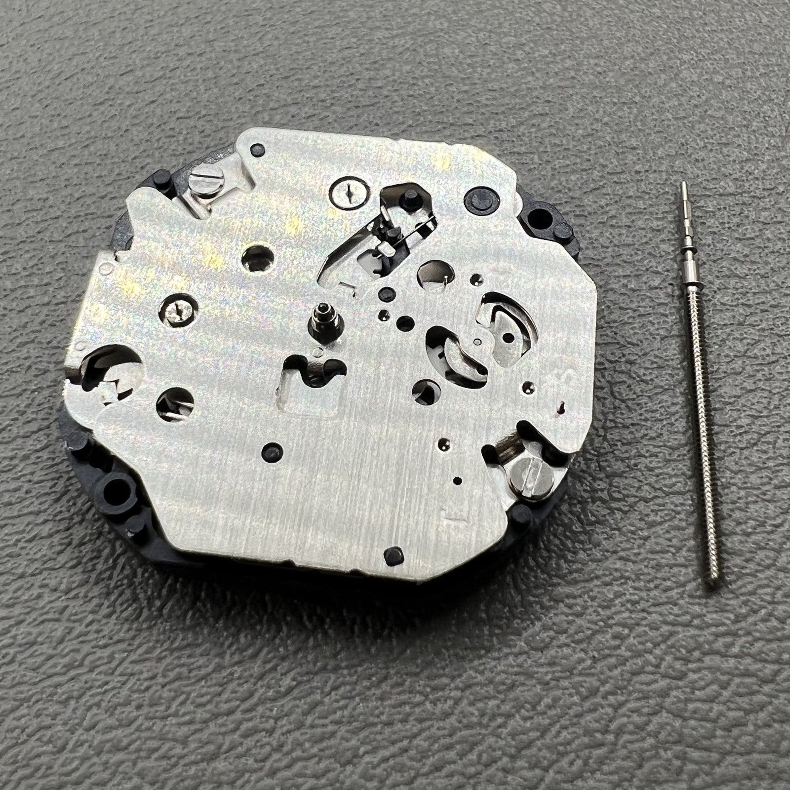 Hattori Epson VX3SE quartz watch movement by Japan for precise, reliable watch accessory timekeeping.