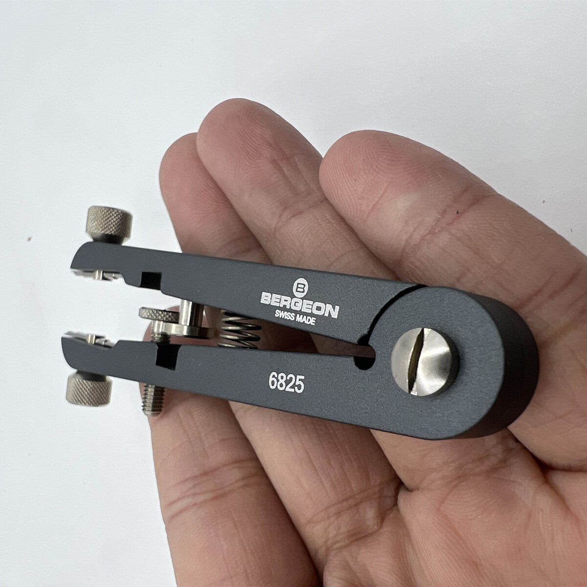 Bergeon 6825-PF spring bar pliers for precise watch bracelet removal and adjustment tool.