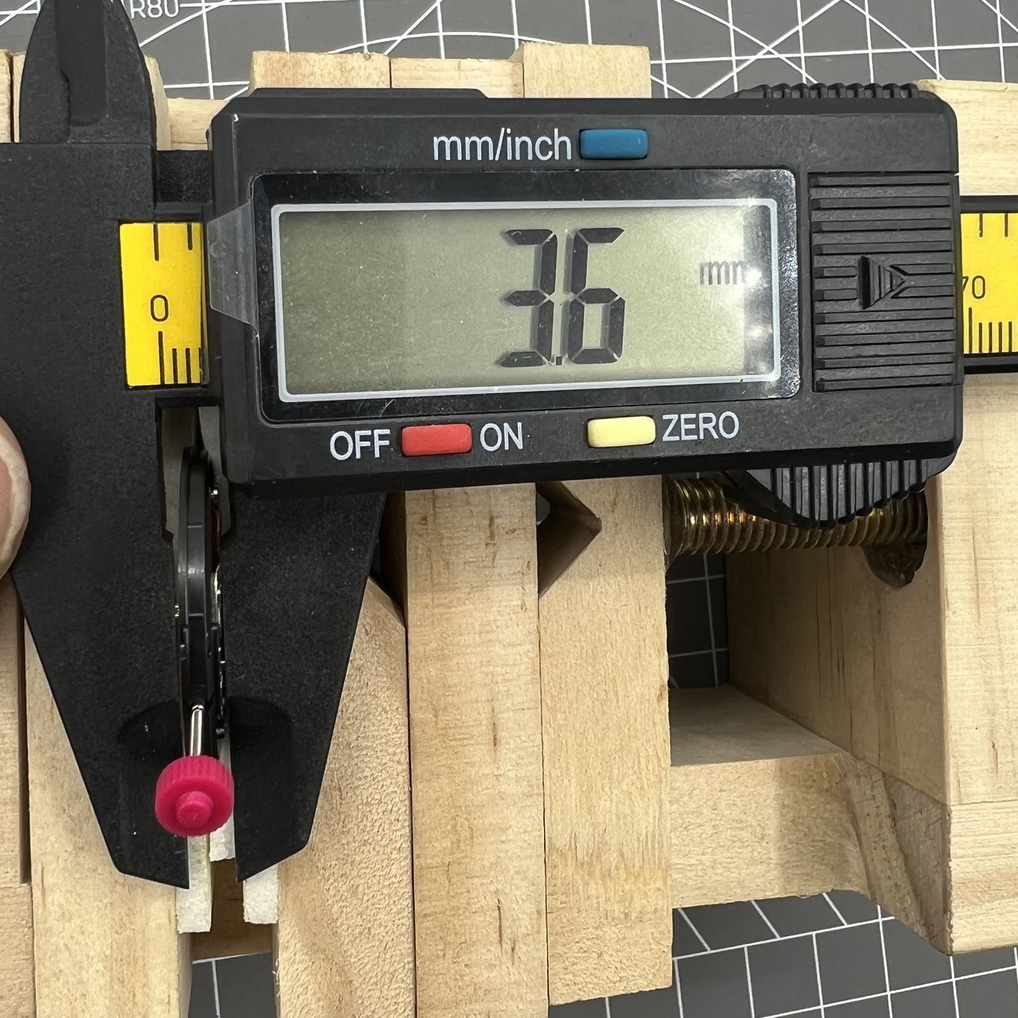 Swiss Ronda 714 Quartz Watch Movement Date At 3 2 Hands Replacement