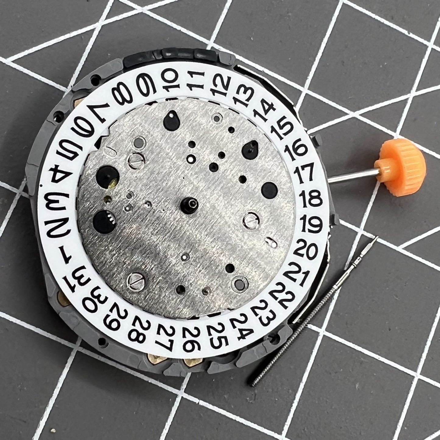 Japan Made Miyota JS05 Japan Quartz Movement Small Second @2@6@10 Date At 6