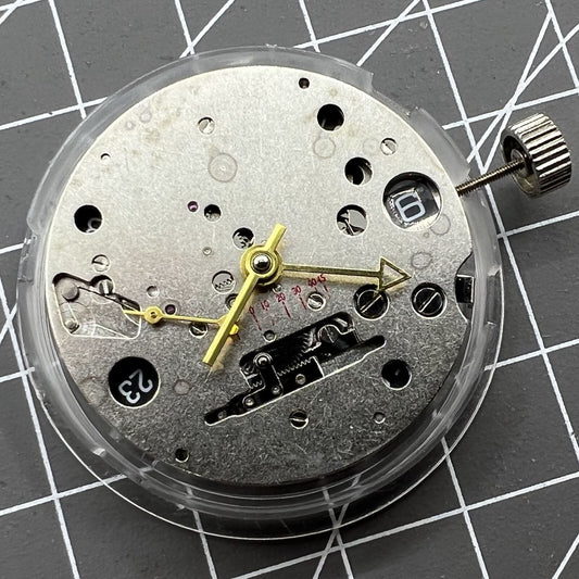 Seagull ST2533 mechanical automatic watch movement with GMT function, precision China-made ST25 caliber.