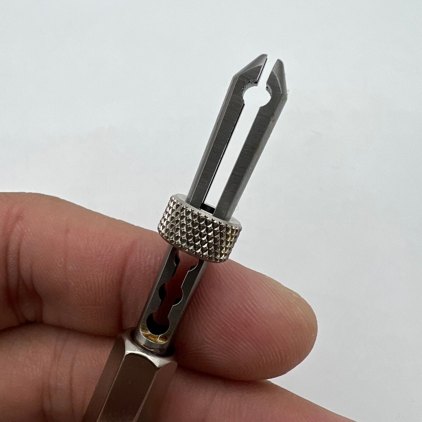 Bergeon 30610 DI 1.50mm barrel arbor holder for precise watch repairs by Bergeon.