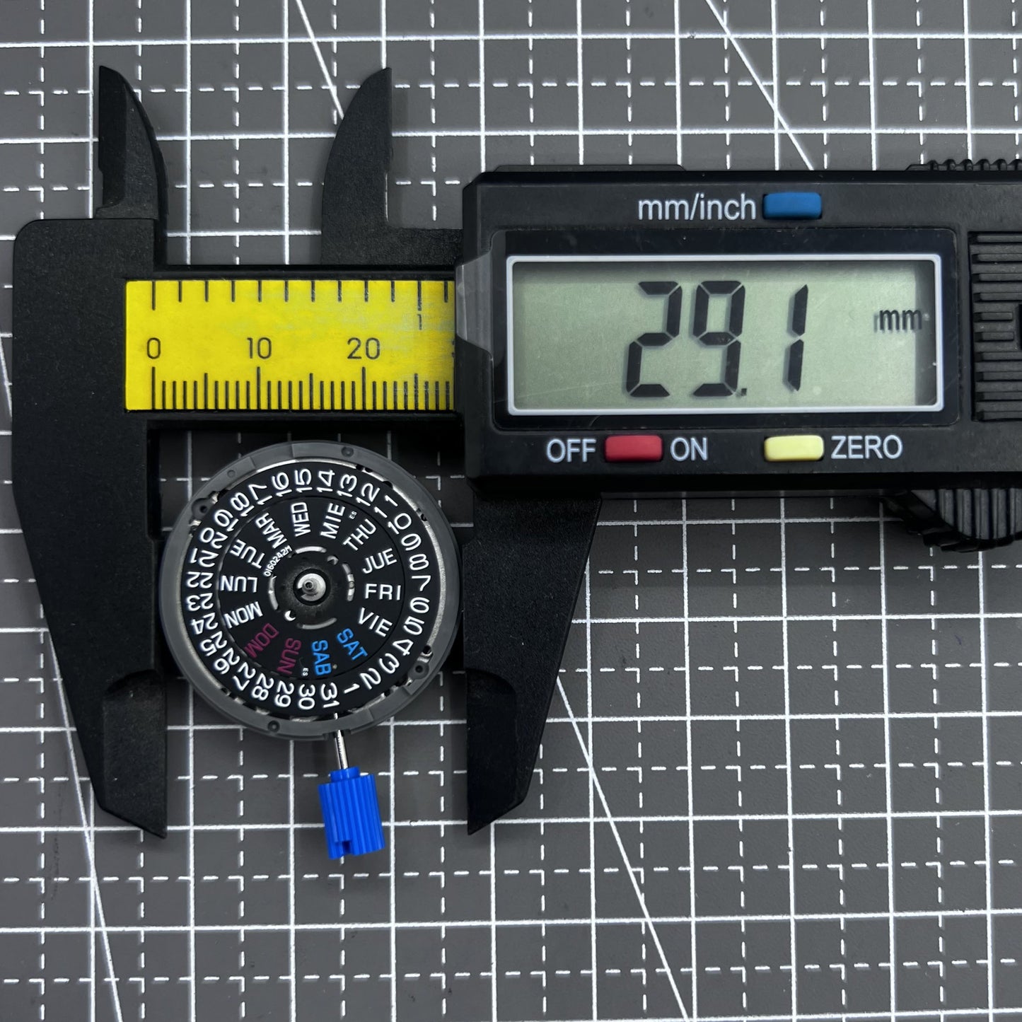 Mouvement mécanique Seiko NH36 NH36A, couronne noire avec lettres anglaises et semaine à 3,8