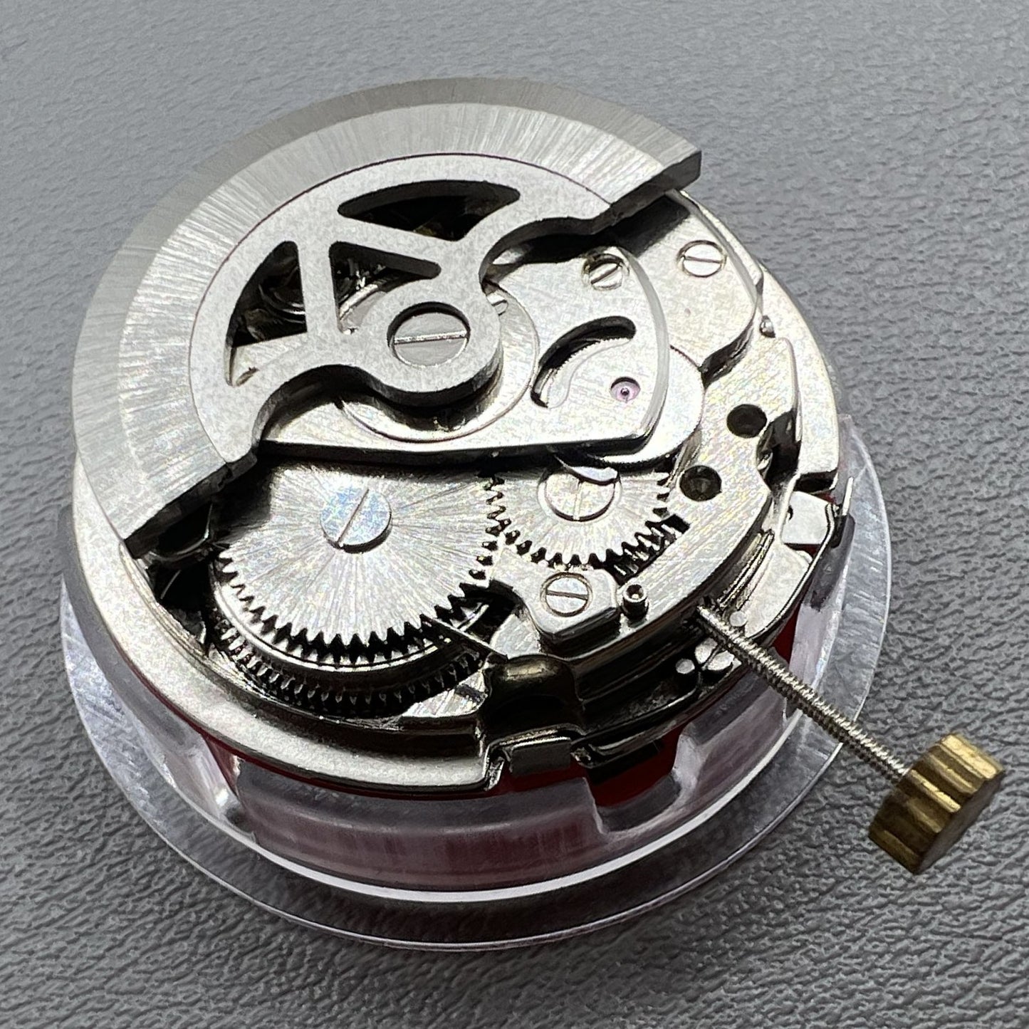 China Made 7120 Mechanical Movement Second Hands At 3/6/9 3 Hands Date At 3