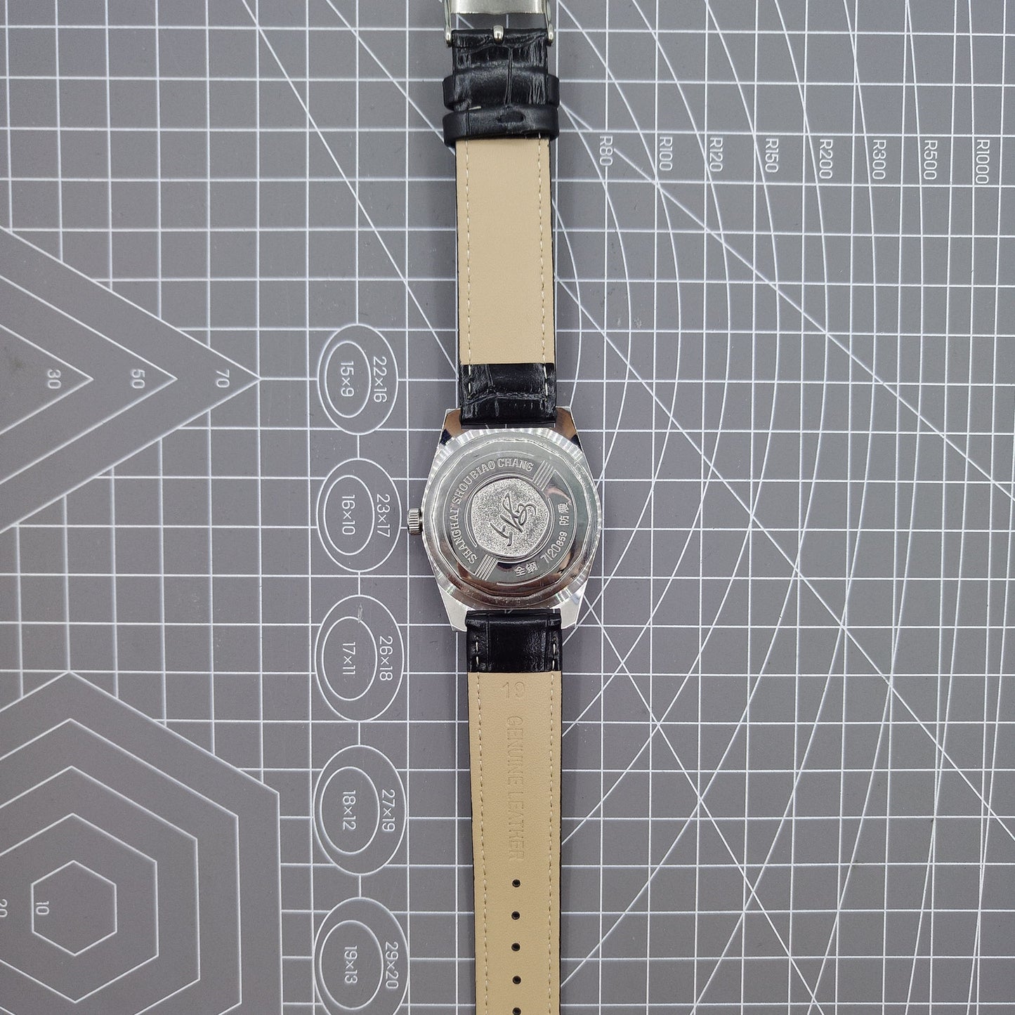 Shanghai Factory 38mm manual mechanical watch with white dial, 3 hands, 19 jewels, classic design for timeless style.