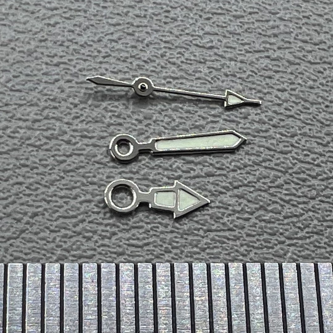 2 Sätze/Packung leuchtende Uhrzeiger mit silbernem Rand für Miyota 2035 Uhrwerk Nr. 1523
