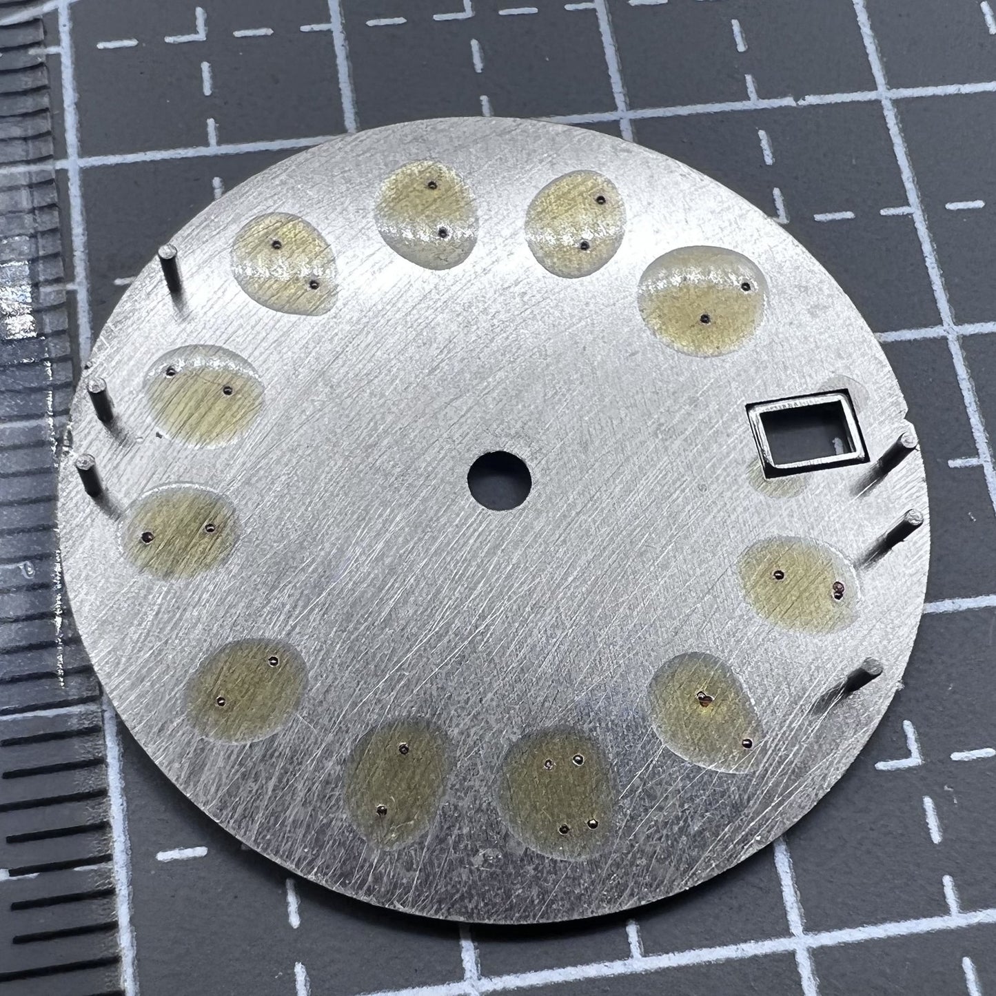 Roter gr�ner Leuchtender Metall-Zifferblatt mit polierter Oberfl�che f�r NH35 Uhrwerk von Roter Brand