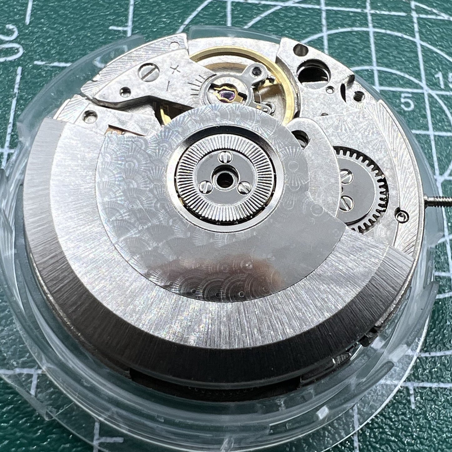 Großhandel Seagull ST25 GMT Automatisches mechanisches Uhrwerk 3 Zeiger Kleine Sekunde @ 9
