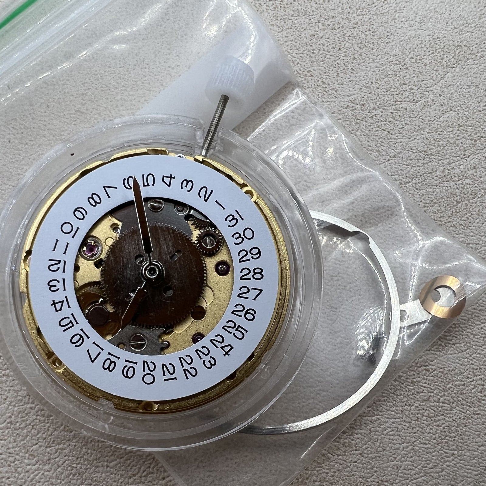 Hangzhou HZ6460 mechanical watch movement with date at 3 o'clock, ETA2836 replacement part for precision timekeeping