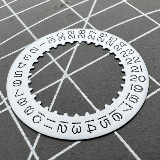 White date disk wheel for RLX 3135 movement, compatible replacement part enhancing watch accuracy.