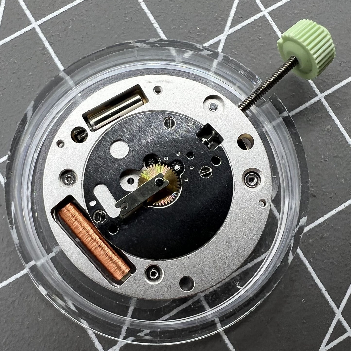 Swiss Made Original Cartier CTR-690 Quarzwerk, 2 Zeiger, kein Kalender