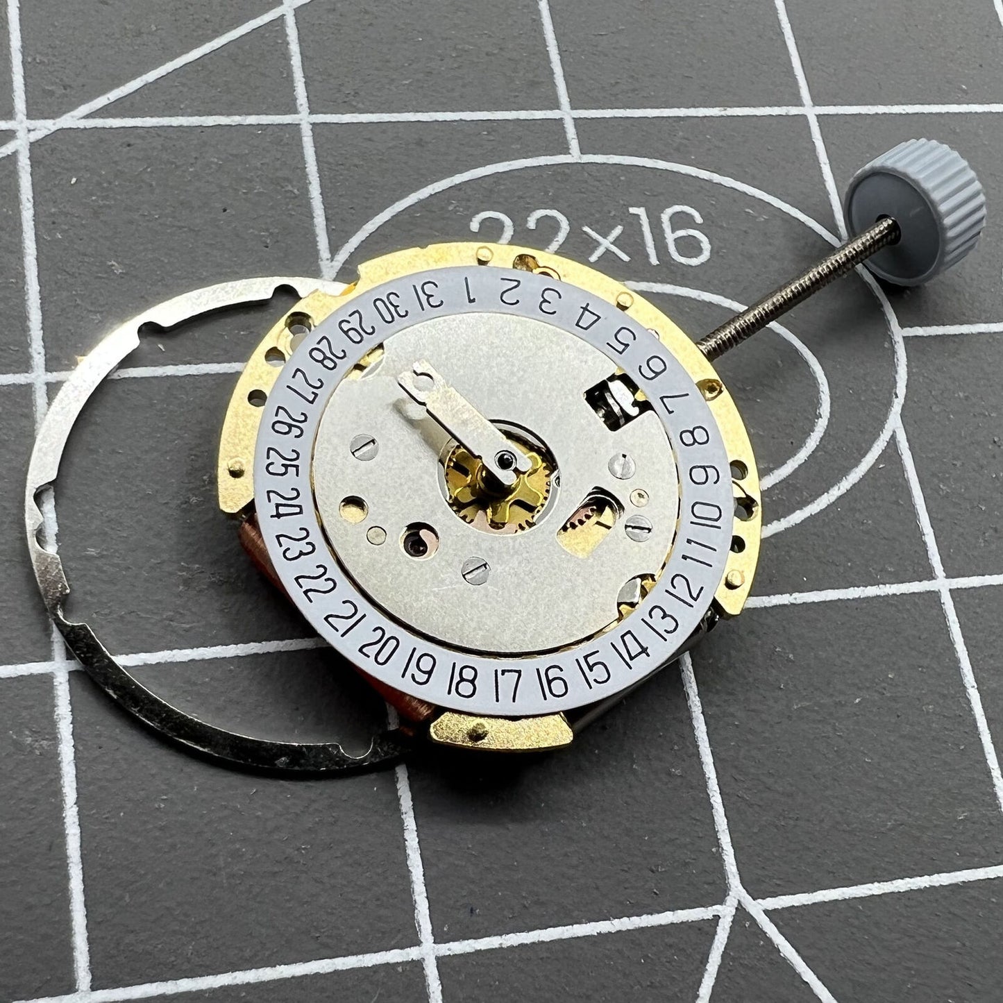 Golden Swiss Made Ronda 775 quartz watch movement with date display at 6 o?clock, ideal for Swiss brands.