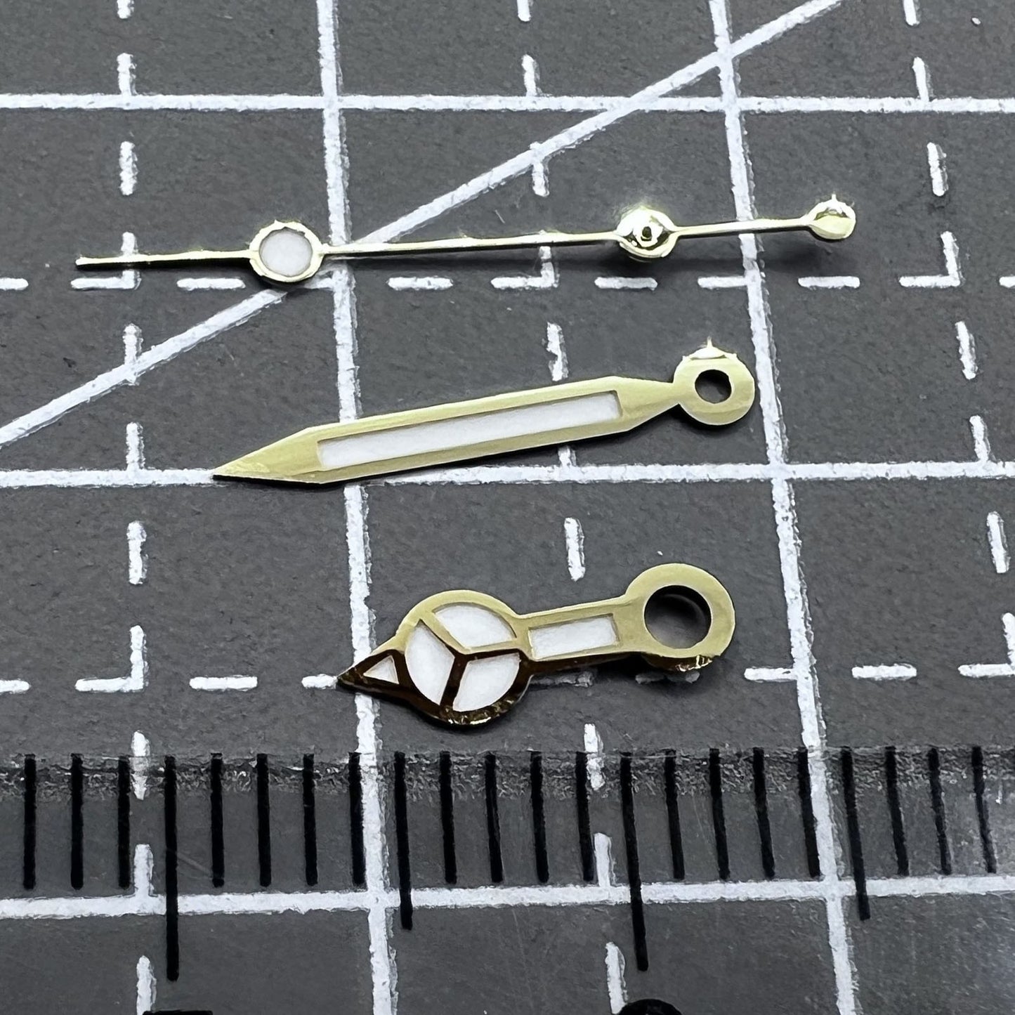 2 Sets/Pack Green Luminous Golden Trim 12mm Hands for Seiko NH35/NH36/NH38