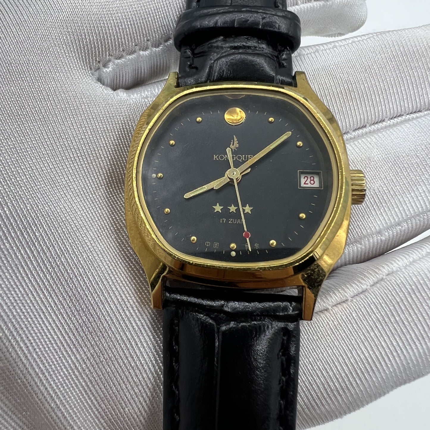 33mm Chunlan China steel manual watch with 17 jewels, silver dial, and matching band for classic style.