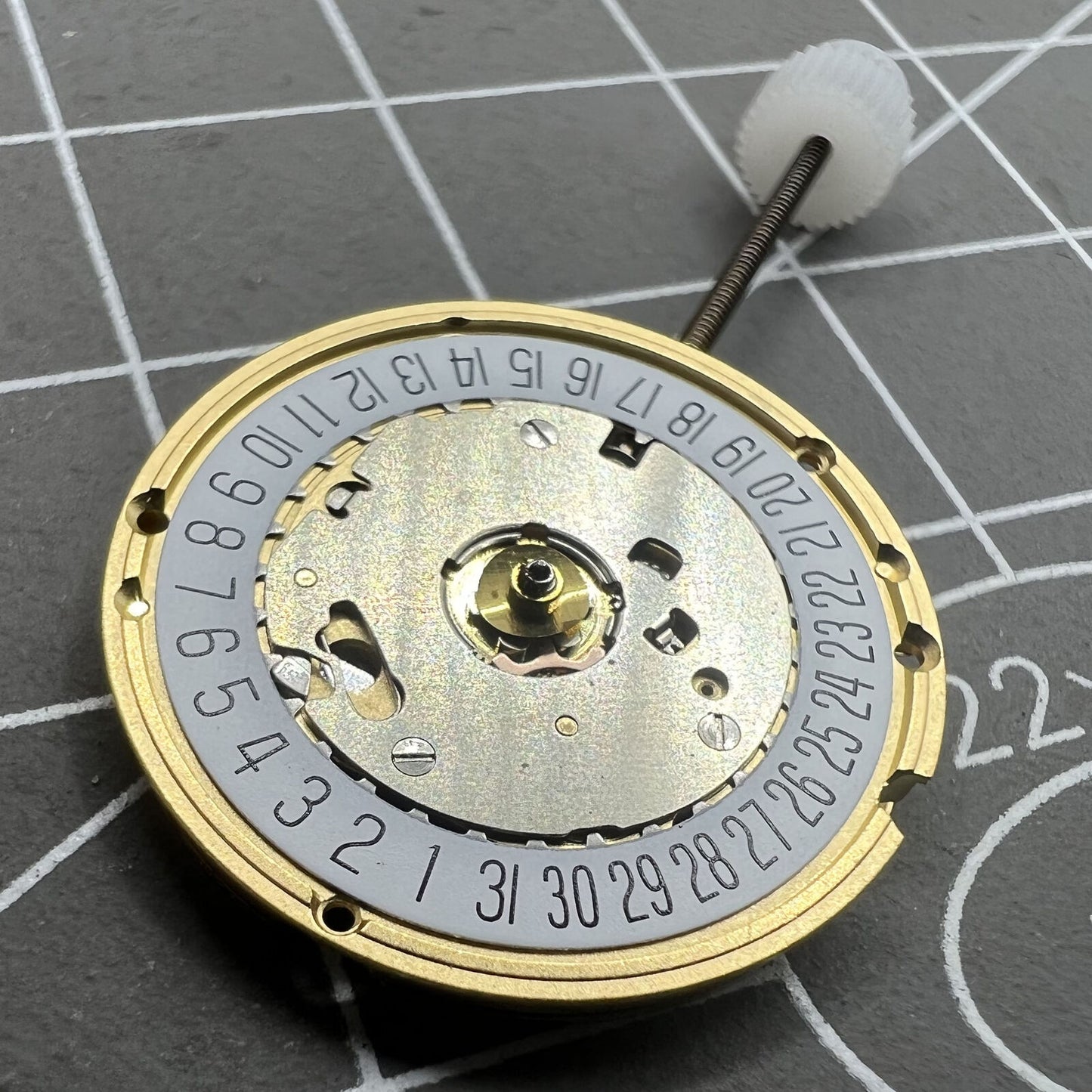 ETA E61.111 Watch Quartz 3 Hands Date At 6 Movement