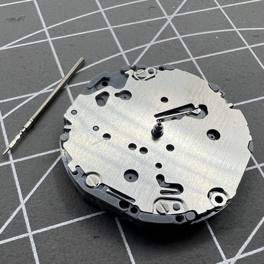 Hattori Epson quartz watch movement VH31A for precise timekeeping in watch accessories.