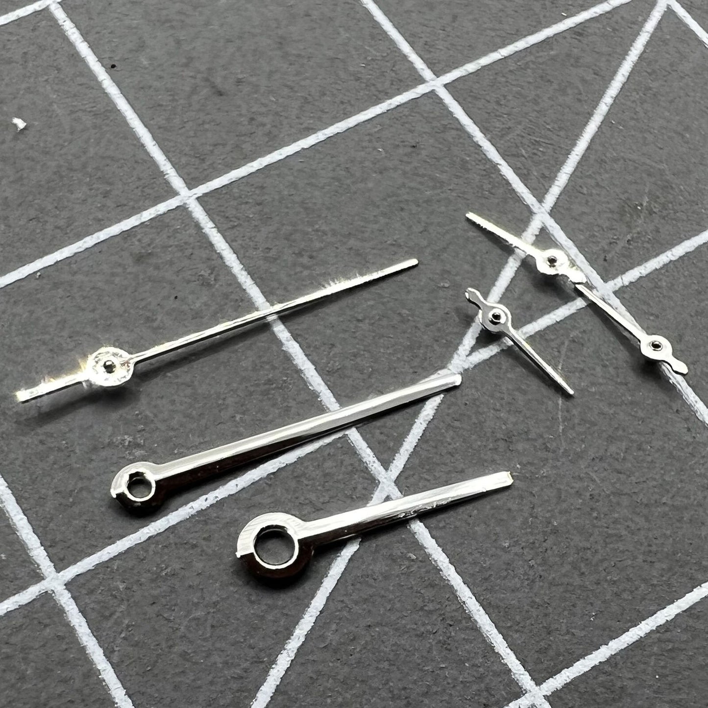 Aiguille de montre 10,5 mm avec garniture argentée sans luminescence pour mouvement VX3J VX9J VX7J VX3N VX9N VX42