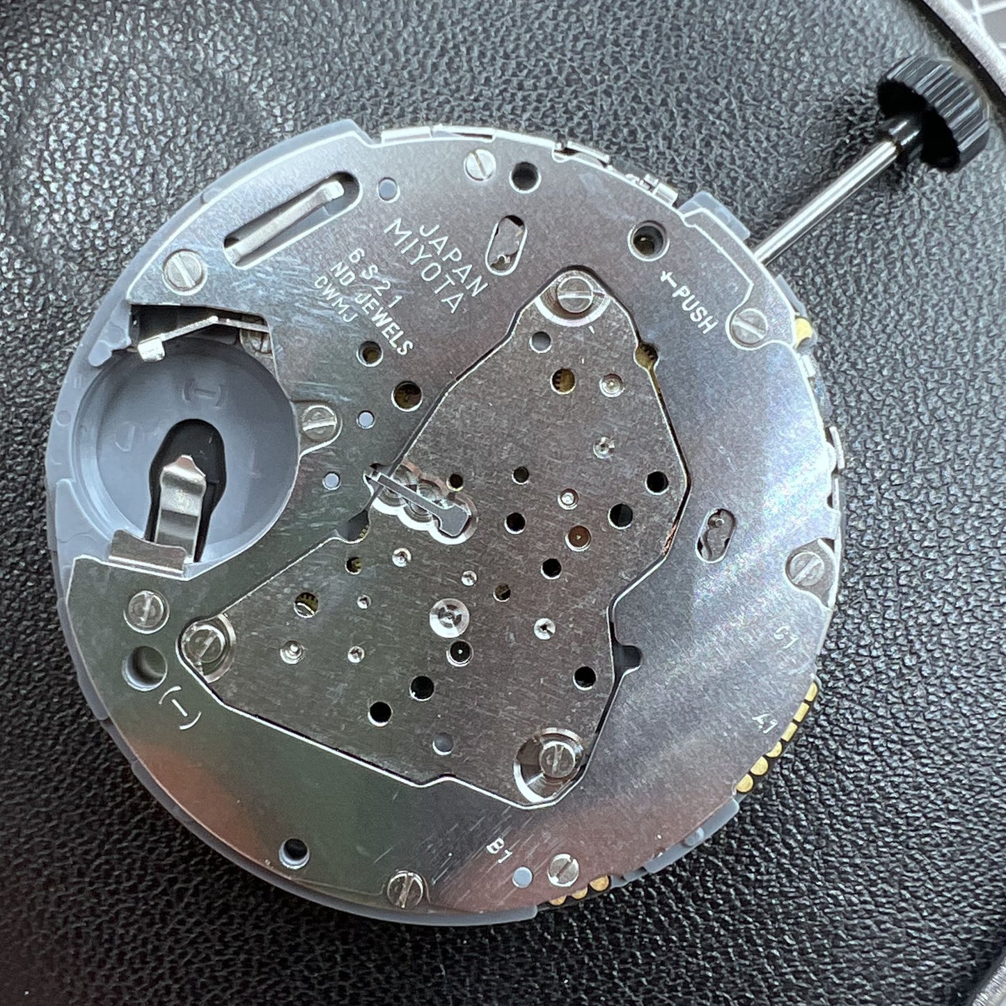 Japan Miyota 6S21 Date at 6 Quartz Movement