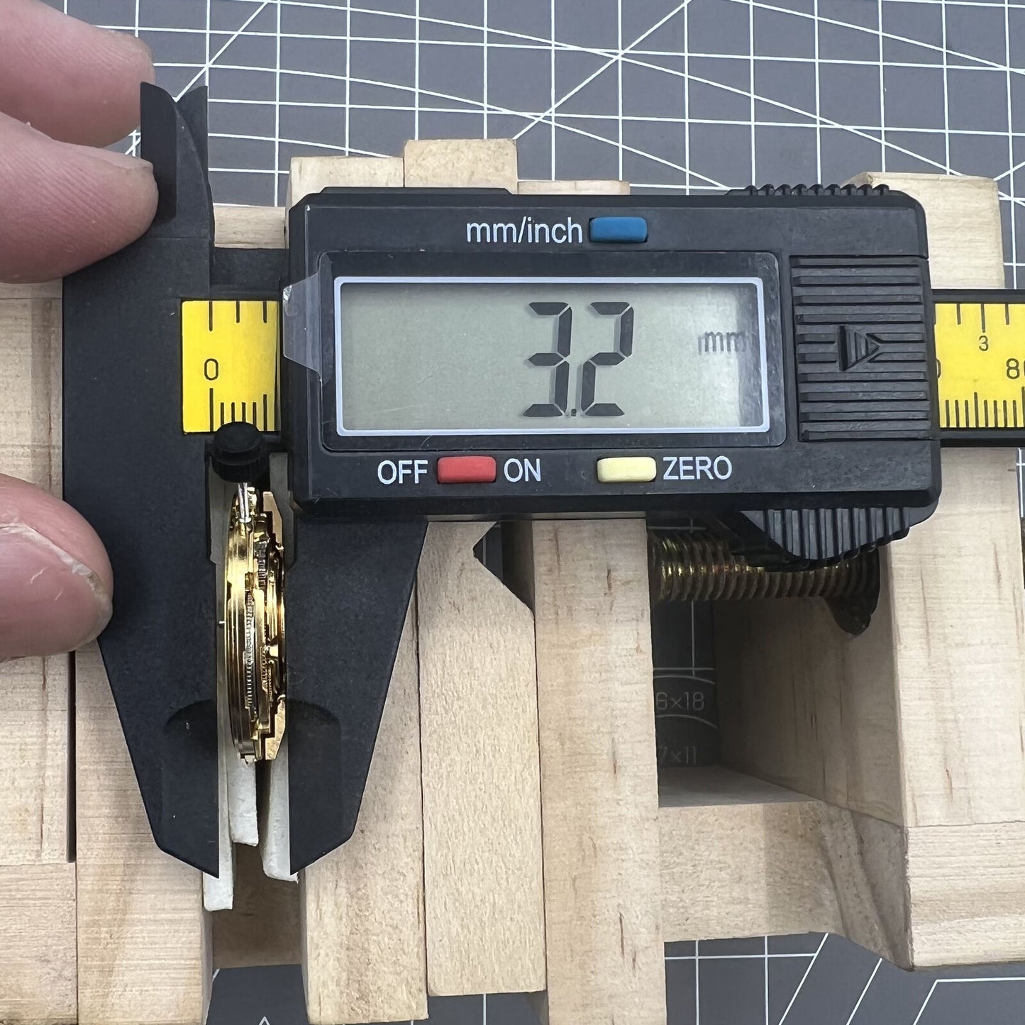 Golden PT5000 automatic watch movement by ETA, ideal for precise mechanical watch repairs.