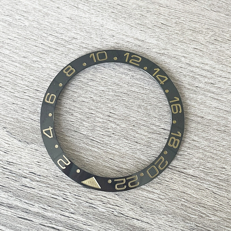 38mm ceramic bezel insert with super luminous markers for automatic GMT men's watches.