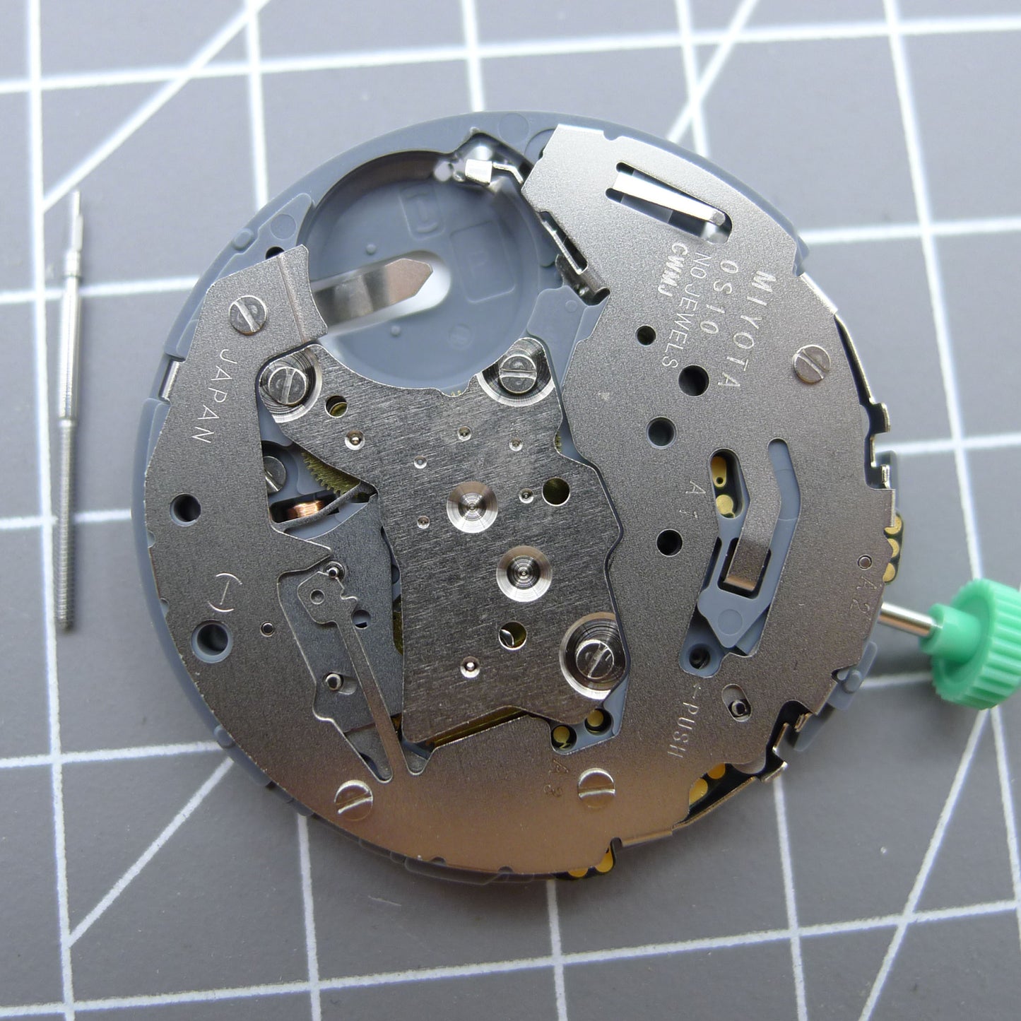 Japan Made Miyota OS10 Movement Date at 3 Quartz Japan Movement