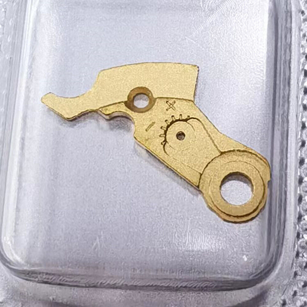 Éclisse de balancier dorée de fabrication suisse pour montre <tc>ETA</tc>2824 et <tc>ETA</tc>2836-2